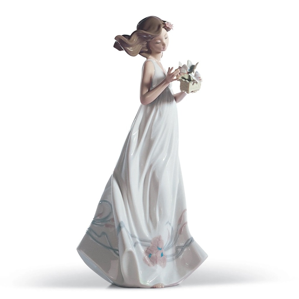 Lladro - Butterfly Treasures Woman Figurine